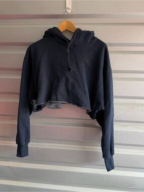 TNA cozy cropped boyfriend hoodie